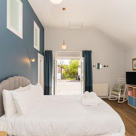 شقة Stylish Self Contained Studio Near Glasgow Airport Lochwinnoch المظهر الخارجي الصورة